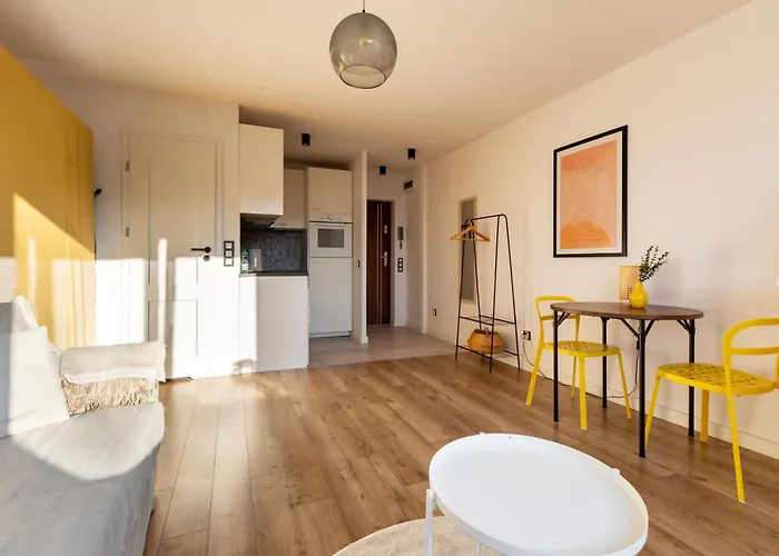 Apartment Glowna Sunny By Bookinghost Gdynia