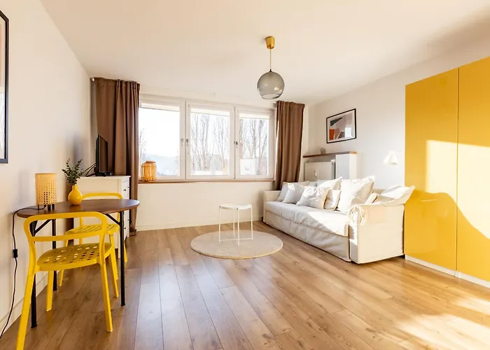 Glowna Sunny By Bookinghost Apartment